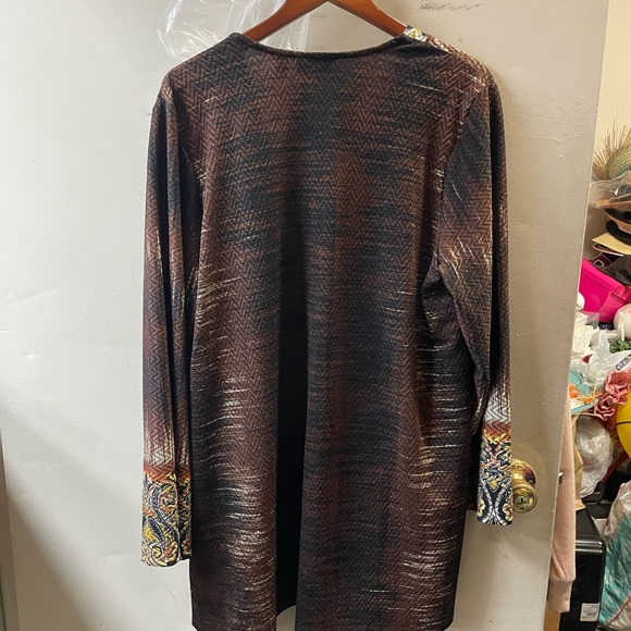 Susan Graver open style print cardigan - Picture 6 of 7